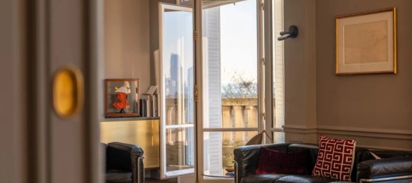 5 bedrooms Apartment in Paris, France No. 345045 24