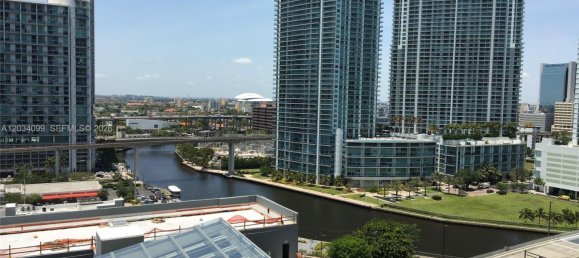 1 dormitorio propiedad comercial en alquiler en Miami, Miami-Dade, Florida, USA № 615236 7