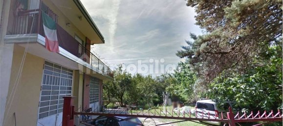 2 bedrooms House in Rocca Canavese, Italy No. 211834 3