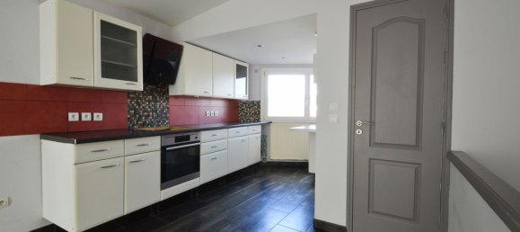 3 bedrooms Apartment in Nancy, France No. 85731 4