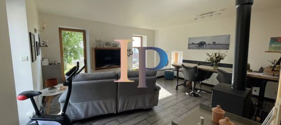 Таунхаус с 4 спальнями в Амплепуис, Франция № 270455 13