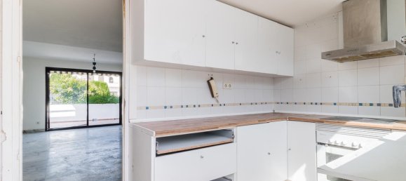 Moradia em banda T3 em Estepona, Spain N.º 182977 2