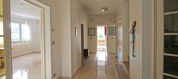 4 bedrooms House in Sucy-en-Brie, France No. 135684 4