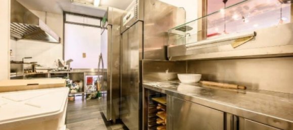 65m² Commercial property in Ravenna, Italy No. 64873 12