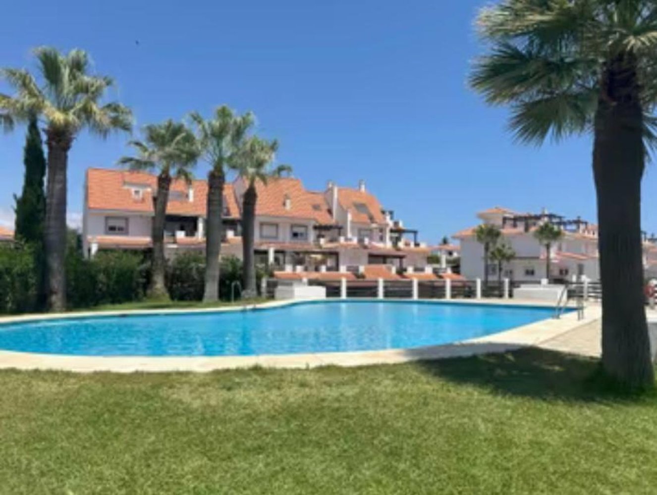 2 bedrooms Penthouse in San Luis de Sabinillas, Spain No. 187424