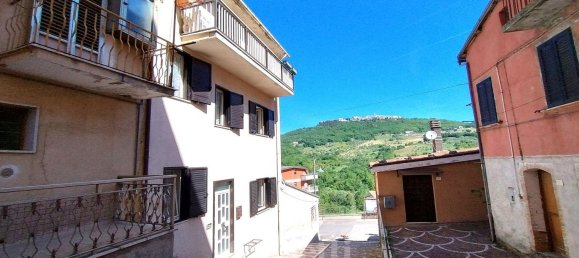 5 rooms House in Mirabello Sannitico, Italy No. 83893 23