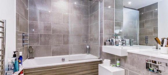 1 bedroom Apartment in Croydon, United Kingdom No. 7937 3