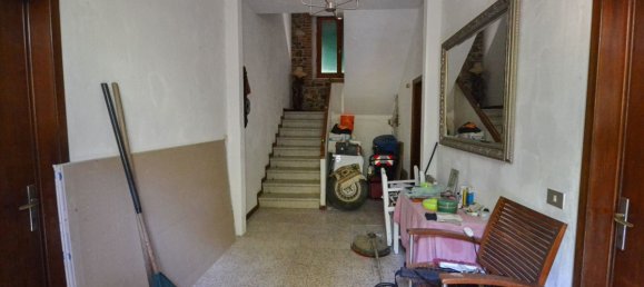 4 bedrooms House in Castiglione del Lago, Italy No. 81027 25