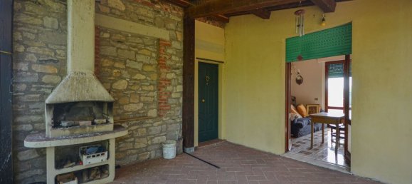 4 bedrooms House in Castiglione del Lago, Italy No. 81027 11