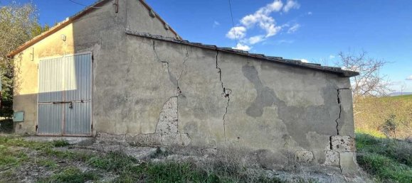 4 bedrooms House in Castiglione del Lago, Italy No. 81027 34