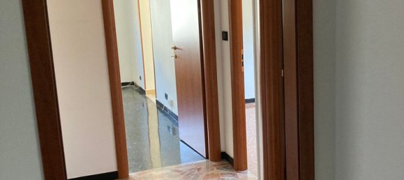 Квартира с 5 комнатами в Серра Рикко, Италия № 72957 11