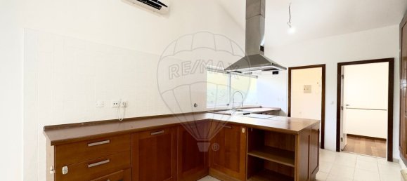 5 bedrooms House in Palmela, Portugal No. 178648 9