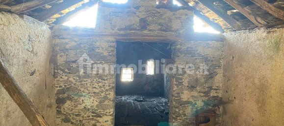 3-salle Maison à Vercana, Italy No. 170597 10