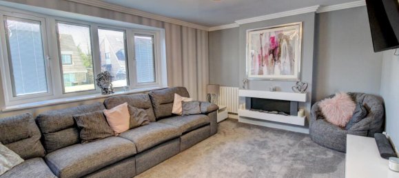 3 Schlafzimmer Haus in Crawley, United Kingdom, Nr. 10653 9