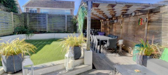 3 Schlafzimmer Haus in Crawley, United Kingdom, Nr. 10653 25