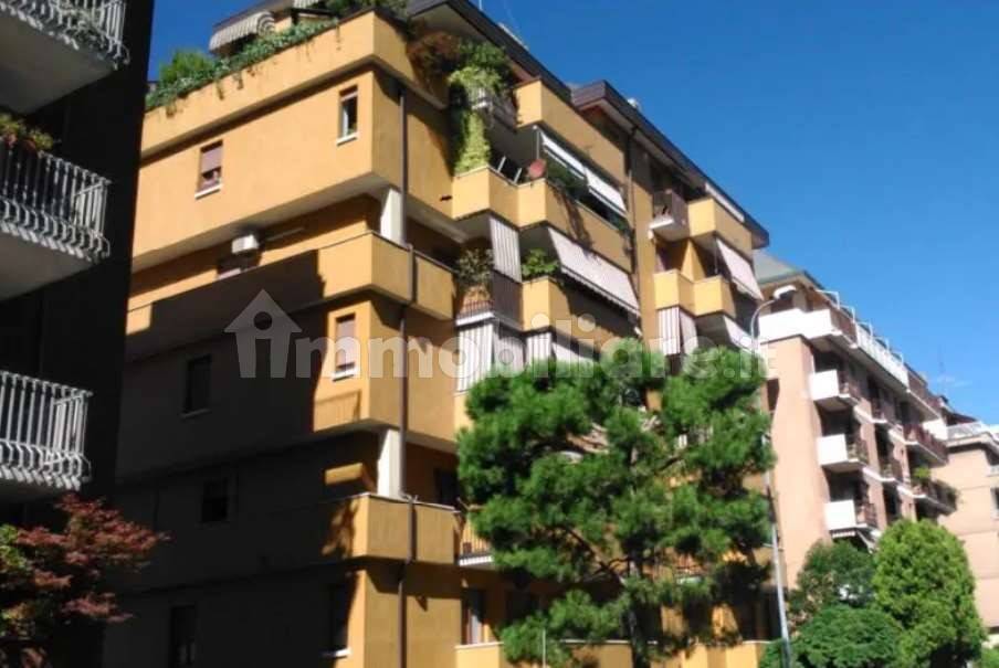 4 chambres Appartement à Busto Arsizio, Italy No. 331033