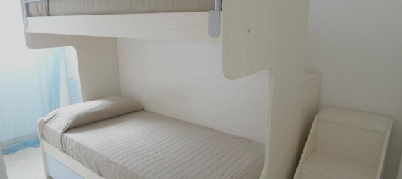 3 rooms Apartment in Jesolo, Italy No. 113830 11