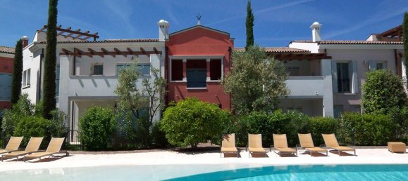 3 rooms Apartment in Jesolo, Italy No. 113830 2