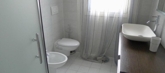 3 rooms Apartment in Jesolo, Italy No. 113830 13