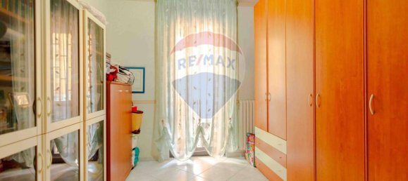 4 rooms Apartment in Bari, Italy No. 237680 7