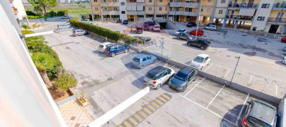 4 rooms Apartment in Bari, Italy No. 237680 13