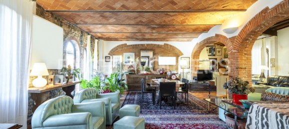 4 bedrooms House in Pistoia, Italy No. 128053 24