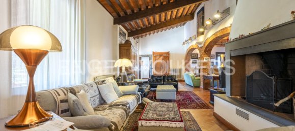 4 bedrooms House in Pistoia, Italy No. 128053 21