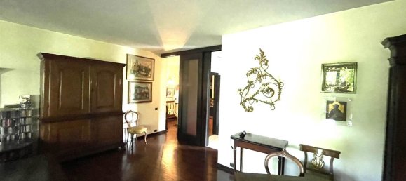 11 bedrooms Apartment in Padua, Italy No. 310989 20