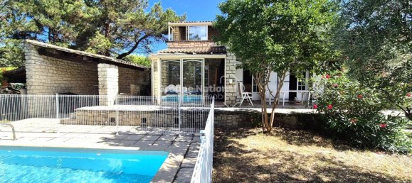 5 bedrooms Villa in La Pierre, France No. 329040 22