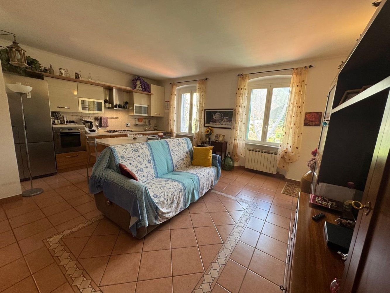 Dúplex de 4 dormitorios en Cogoleto, Italy No. 379593