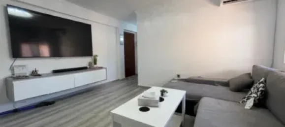 Apartamento de 3 dormitorios en Cádiz, Spain No. 172549 6
