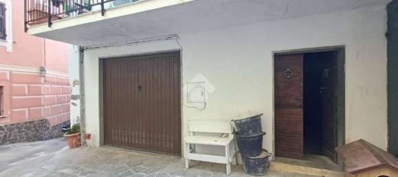 Garage à Busalla, Italy 40m² No. 273904 2