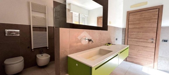 2 bedrooms Villa in Gonzaga, Italy No. 317727 7