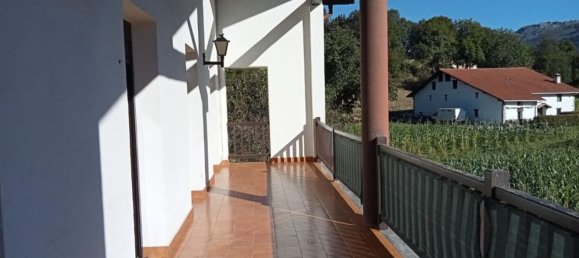 4 bedrooms Duplex in Basque Autonomous Community, Spain No. 159216 3