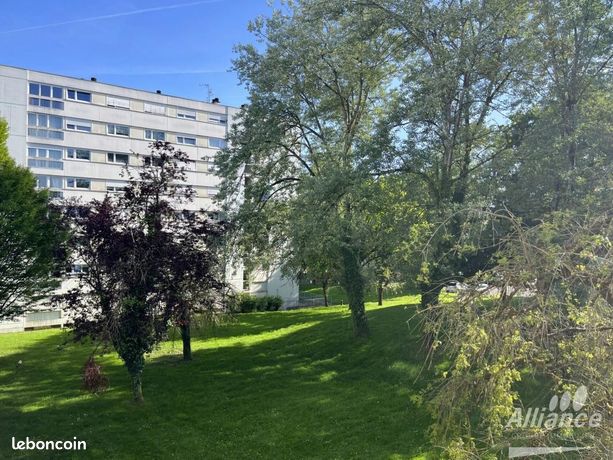 2 bedrooms Apartment in Montbeliard, France No. 304283