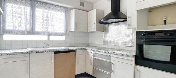 2 bedrooms Apartment in Montbeliard, France No. 304283 2