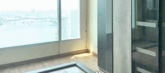 3 bedrooms Condo in Bangkok, Thailand No. 13418 6