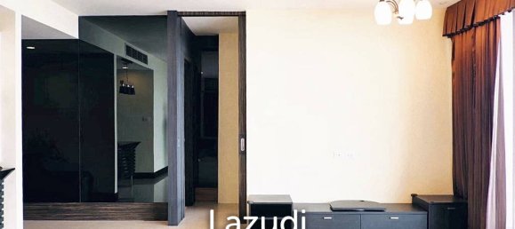 3 bedrooms Condo in Bangkok, Thailand No. 13418 2