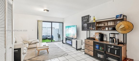 2 Schlafzimmer Doppelhaus in Miami, USA, Nr. 615408 24