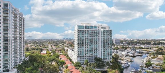 2 Schlafzimmer Doppelhaus in Miami, USA, Nr. 615408 3