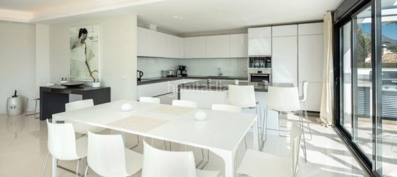 Villa de 5 dormitorios en Cádiz, Spain No. 71875 12