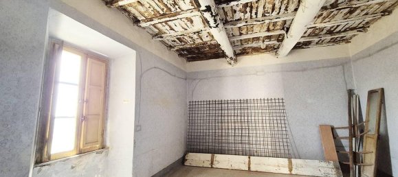 Квартира с 4 комнатами в Монте Сан Бьяджо, Италия № 110368 5