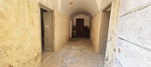 Квартира с 4 комнатами в Монте Сан Бьяджо, Италия № 110368 27