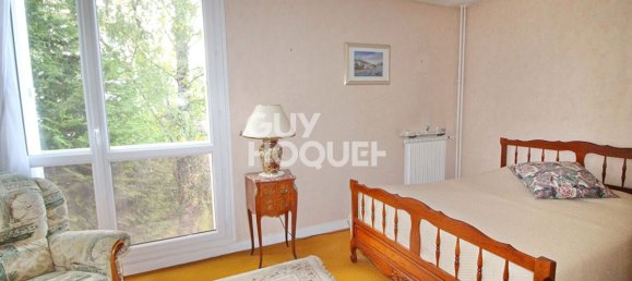 2 bedrooms Apartment in Maurepas, France No. 187283 3