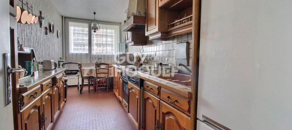 2 bedrooms Apartment in Maurepas, France No. 187283 2