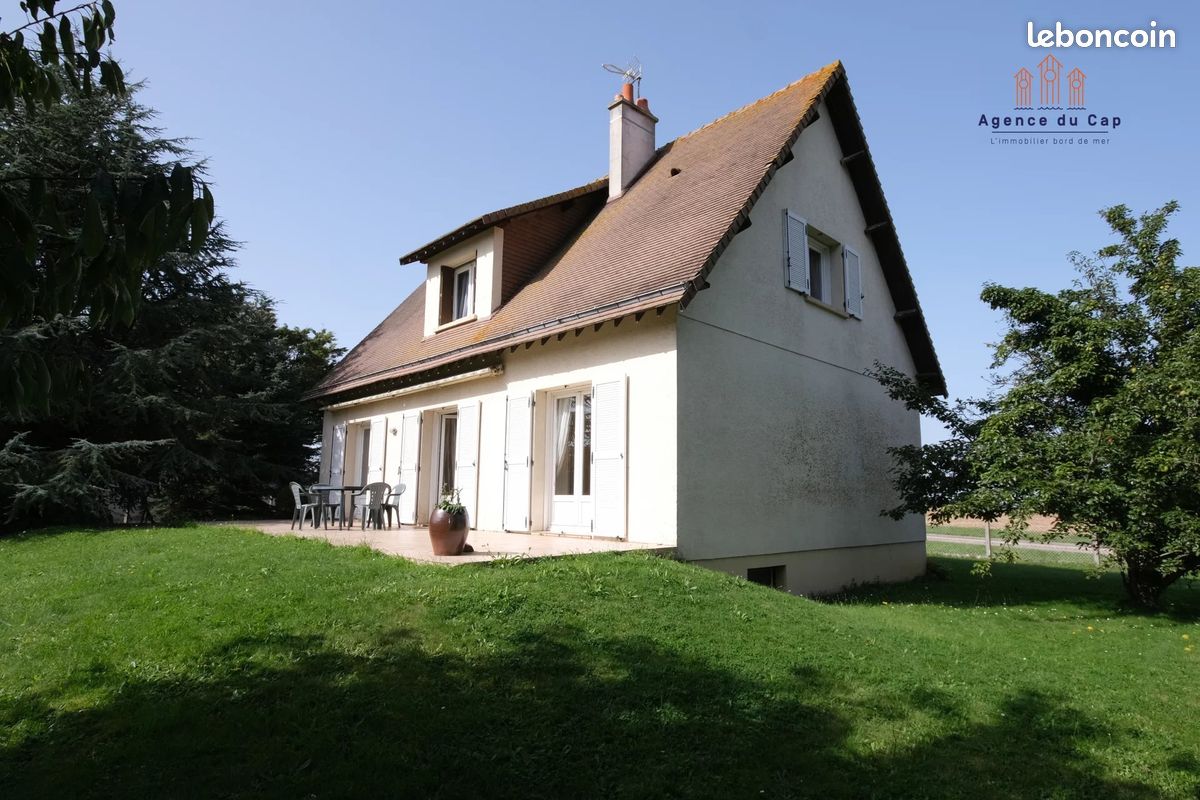 Casa T4 em Cresserons, France N.º 353761