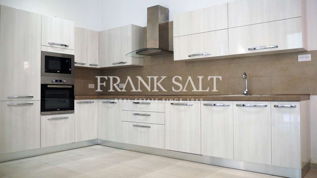 Moradia em banda T3 em Mellieha, Malta N.º 7786