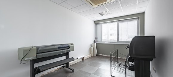  مكتب في Trezzano sul Naviglio, Italy 414متر مربع رقم 13201 15