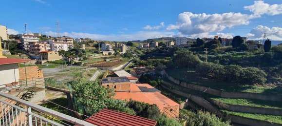 5 rooms Villa in Villa San Giovanni, Italy No. 172730 3