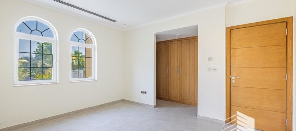 Вилла с 5 спальнями в Jumeirah Park, ОАЭ № 13353 14